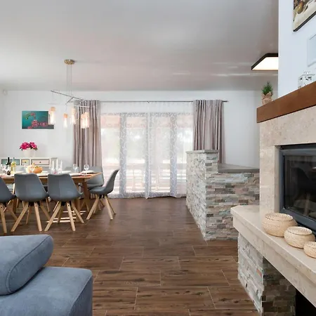 Holiday home Gorgeous In With Wifi Krmed