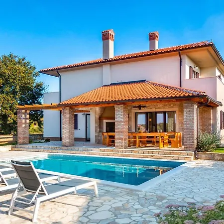 Holiday home Gorgeous In With Wifi